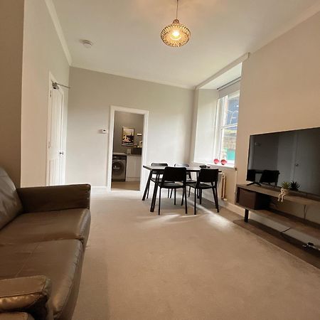 Two Bed Apartment 爱丁堡 外观 照片