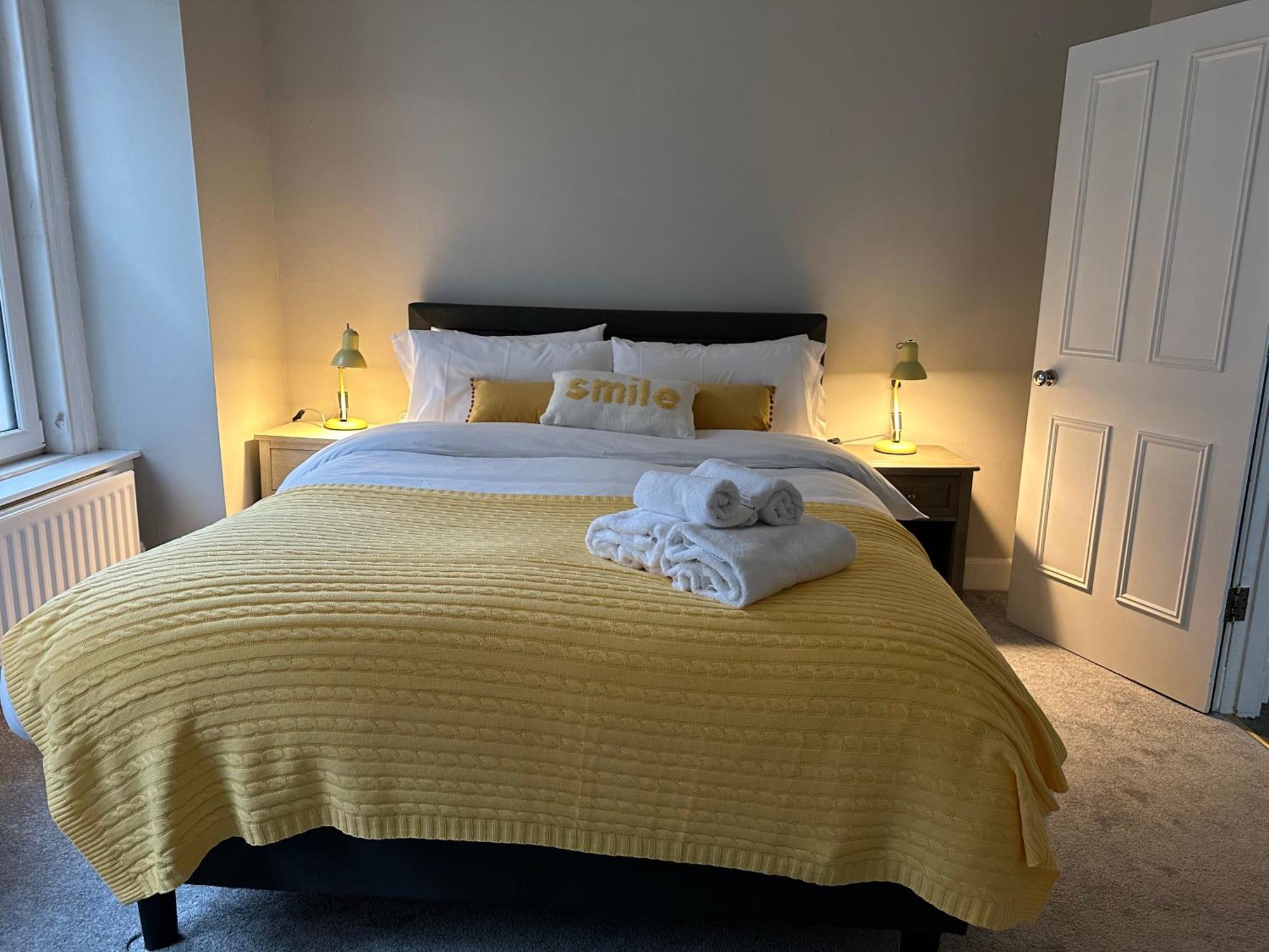 Two Bed Apartment 爱丁堡 外观 照片