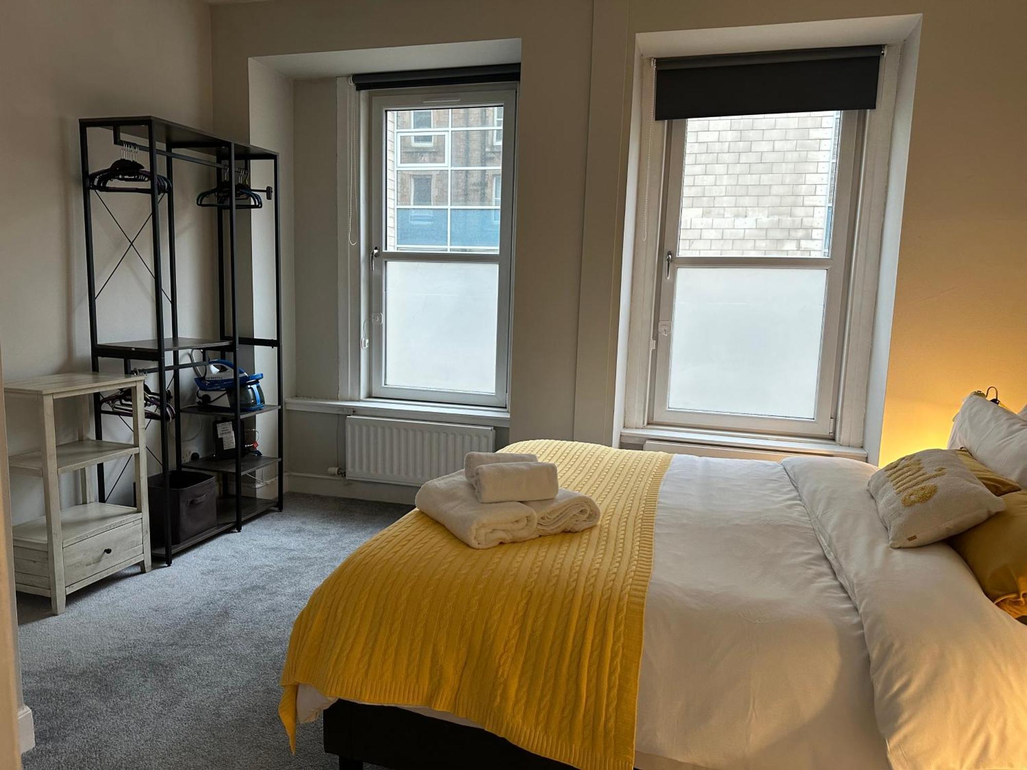 Two Bed Apartment 爱丁堡 外观 照片
